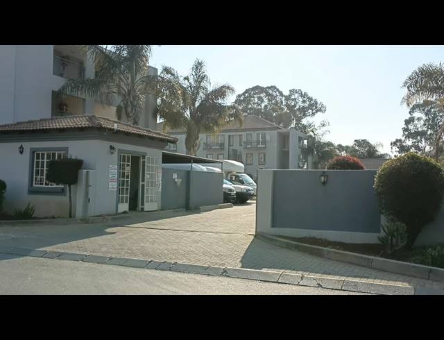 3 BEDROOM APARTMENT FOR SALE IN BRAKPAN NORTH